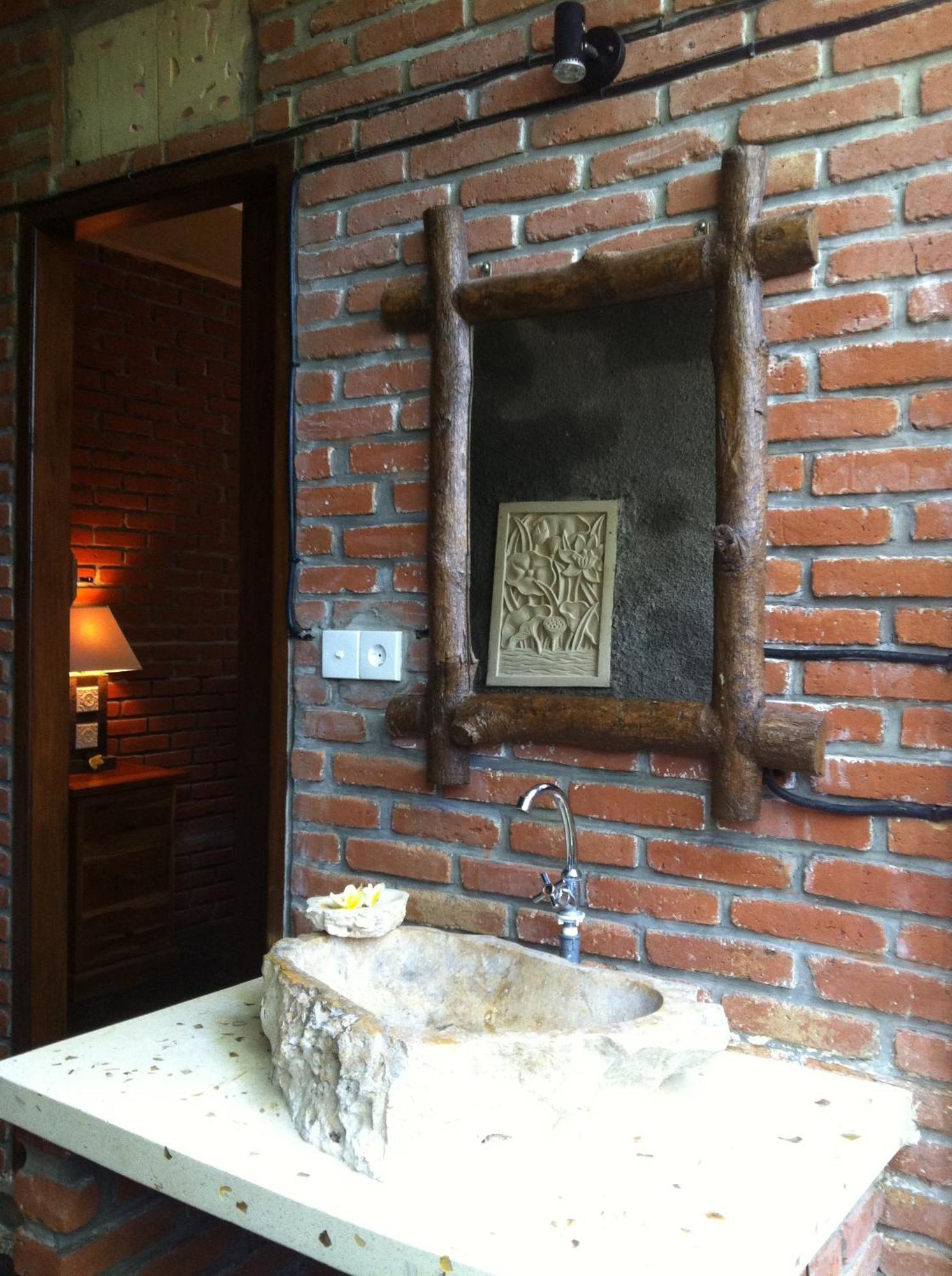 萨塔利亚简易别墅酒店 乌鲁瓦图 外观 照片
